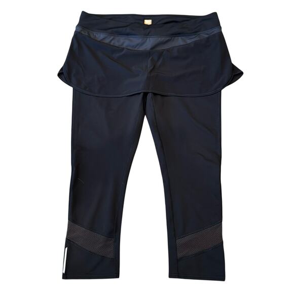 Lucy Women's Skirted Capri Legging Black Size L - Picture 1 of 11